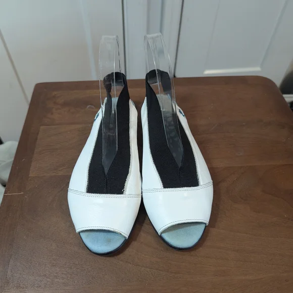 CLOUD Women's Slingback Shoes Sz 5.5 Peep Toe Sandals Great Used Cond
